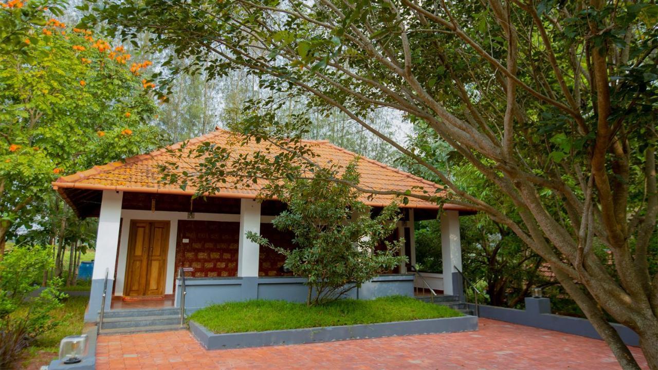 Aara Jungle Resort Coimbatore Exteriör bild