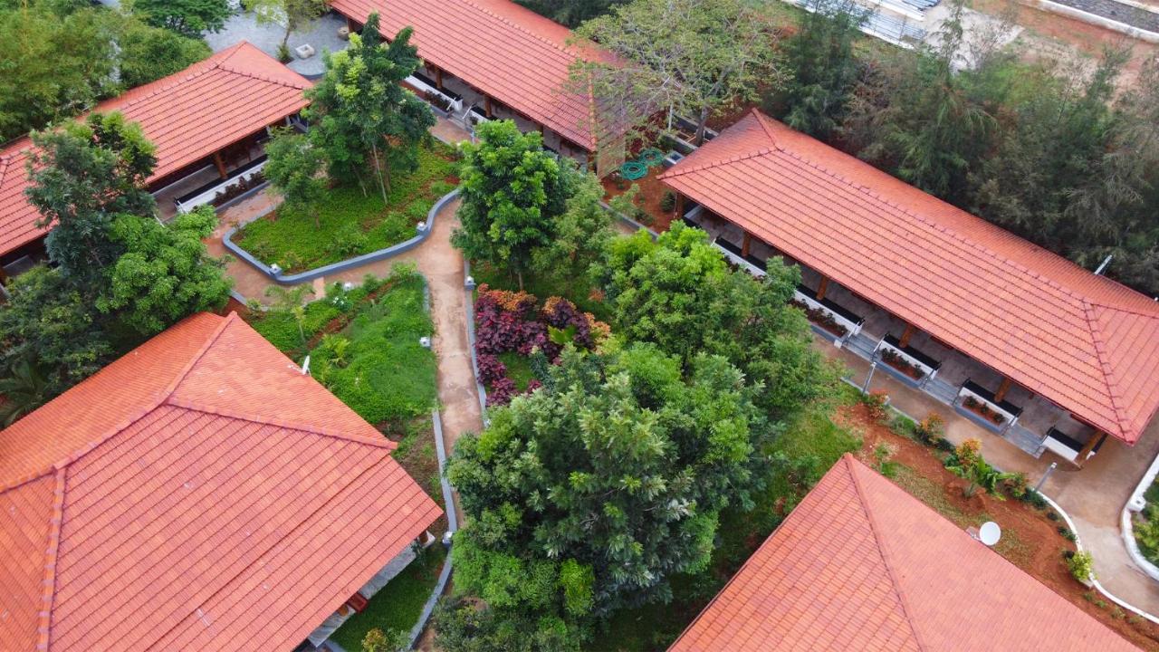 Aara Jungle Resort Coimbatore Exteriör bild