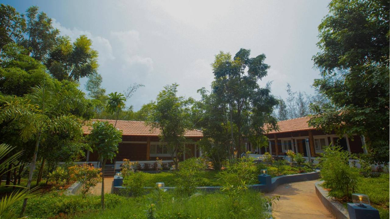 Aara Jungle Resort Coimbatore Exteriör bild
