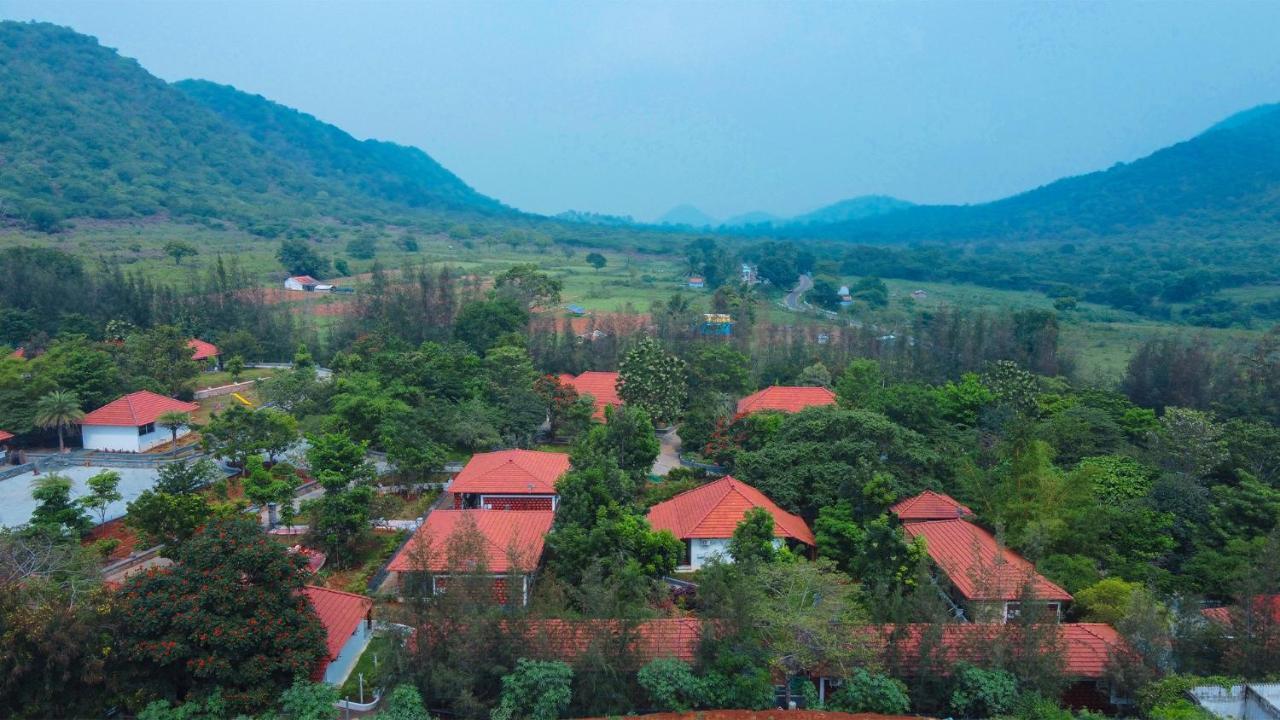 Aara Jungle Resort Coimbatore Exteriör bild