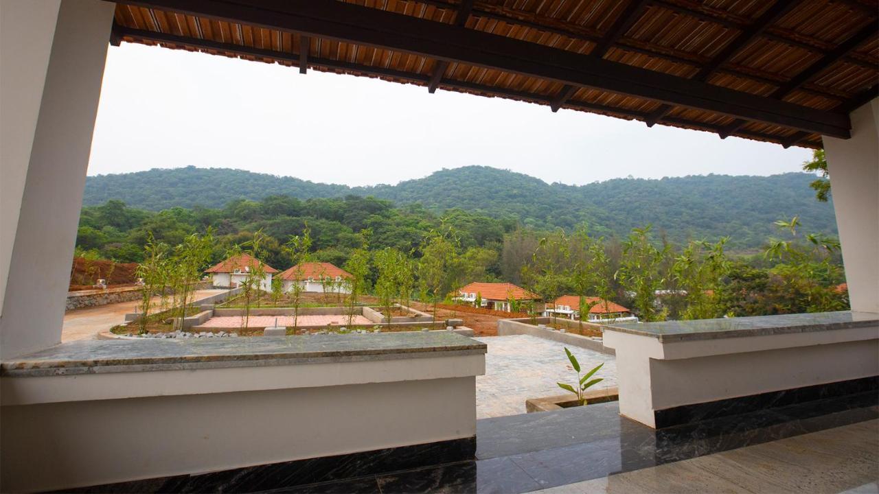 Aara Jungle Resort Coimbatore Exteriör bild
